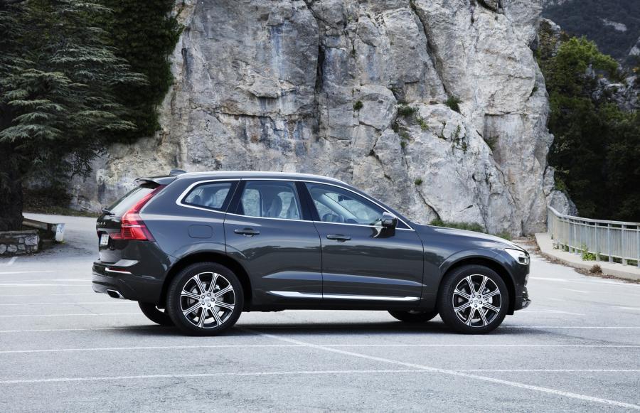  Volvo XC60 D5 Inscription 2017 года  (WW) (фото 23 из 42)